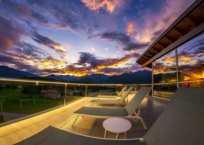 Albergo centrale: Rainbow Holiday Apartments Lake Como